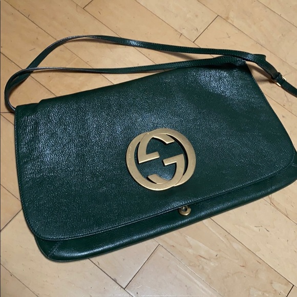 Gucci green bag with gold hardware messenger - Picture 1 of 9